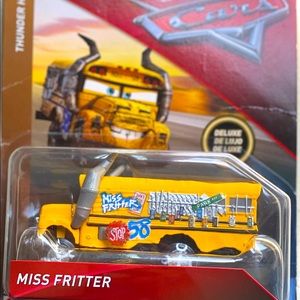 Disney Cars 3 Diecast Deluxe Thunder Hollow Miss Fritter School Bus